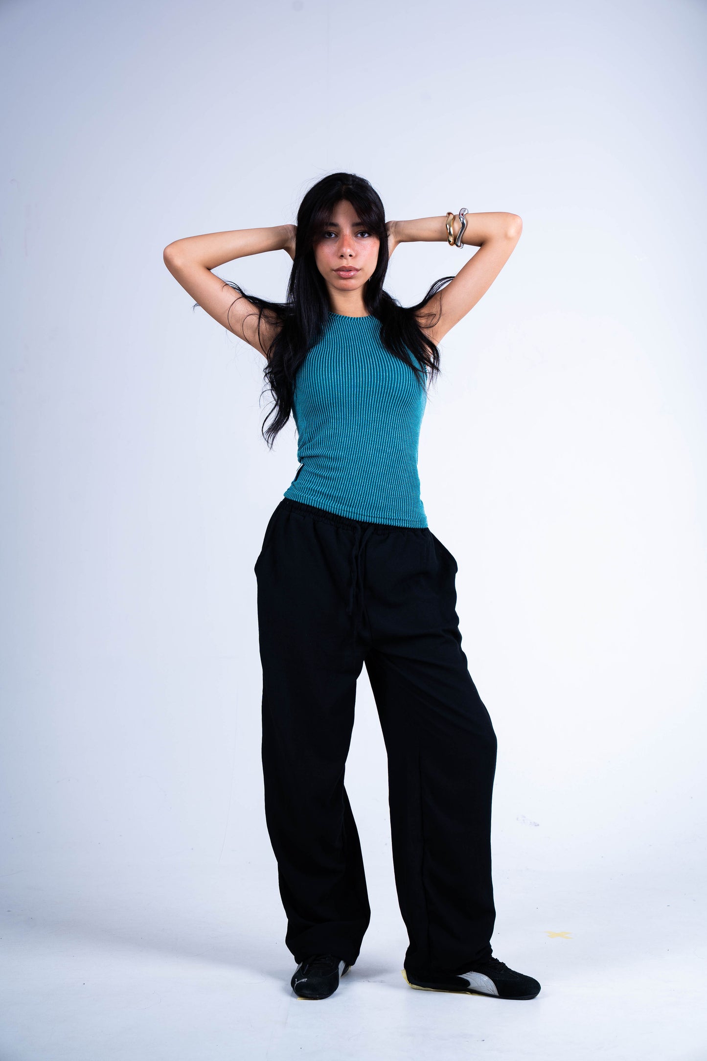 Turquoise Ribbed Wave Tank