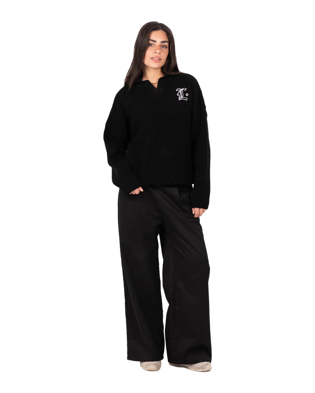 BLACK KNITTED SWEATER